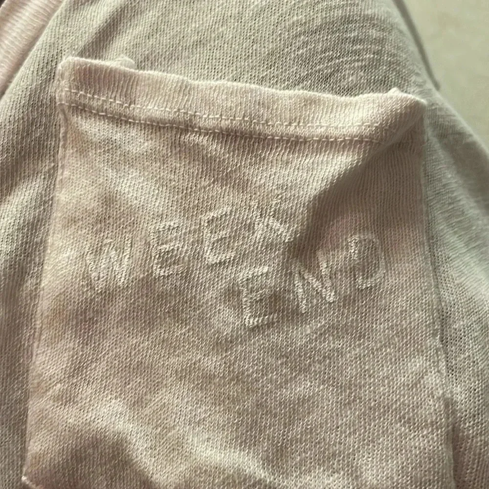 Good Hyouman Week End Pale Pink  Cotton V Neck T Shirt Size Medium - Picture 6 of 10